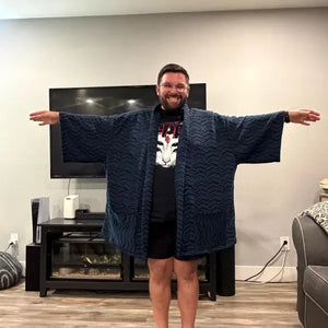 Von Kunden genaehtes Oversized Short Kimono – Review von James