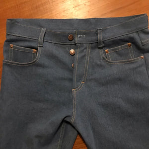 Von Kunden genaehtes Tapered Jeans – Review von Nomi